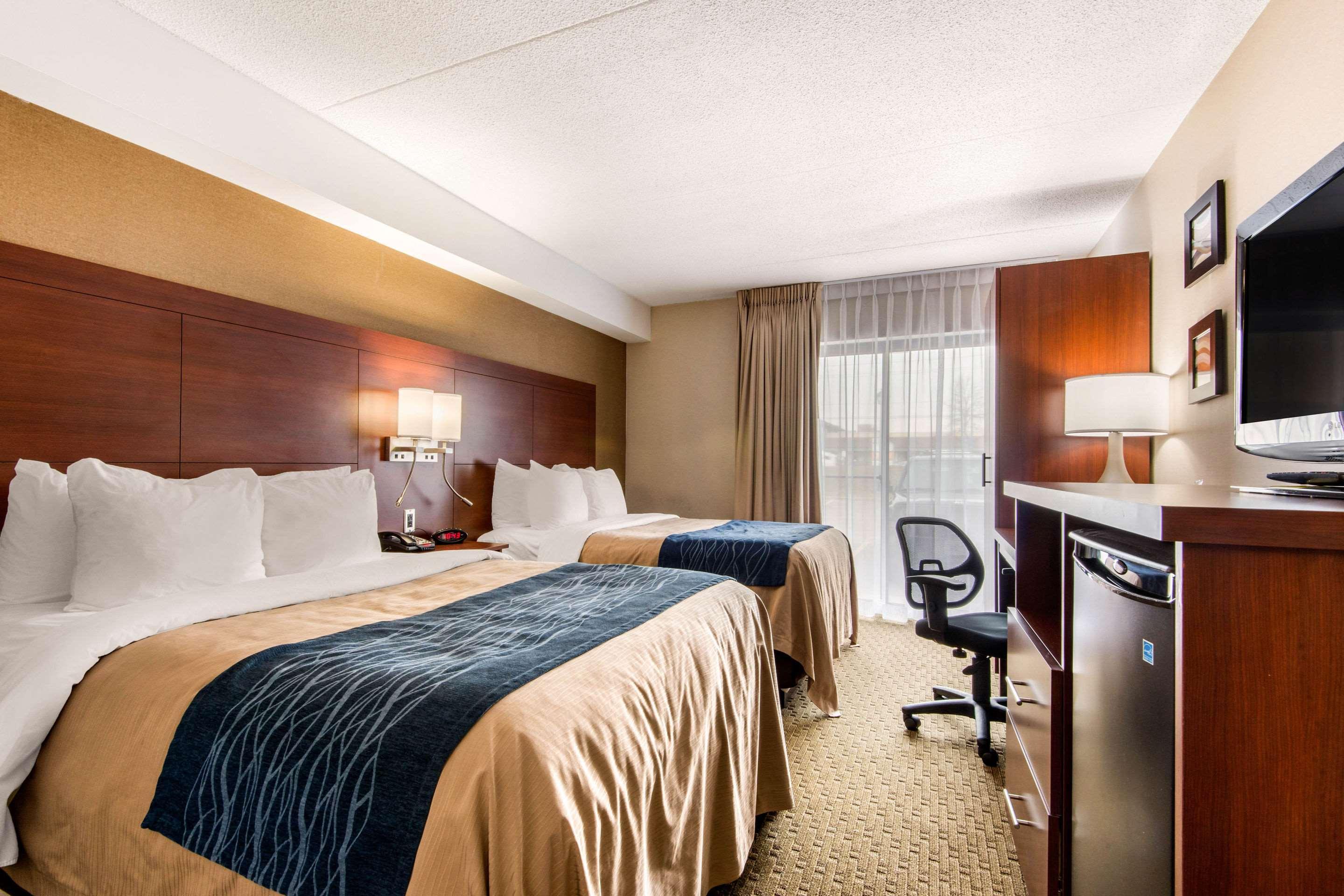 Comfort Inn Airport West Mississauga Extérieur photo