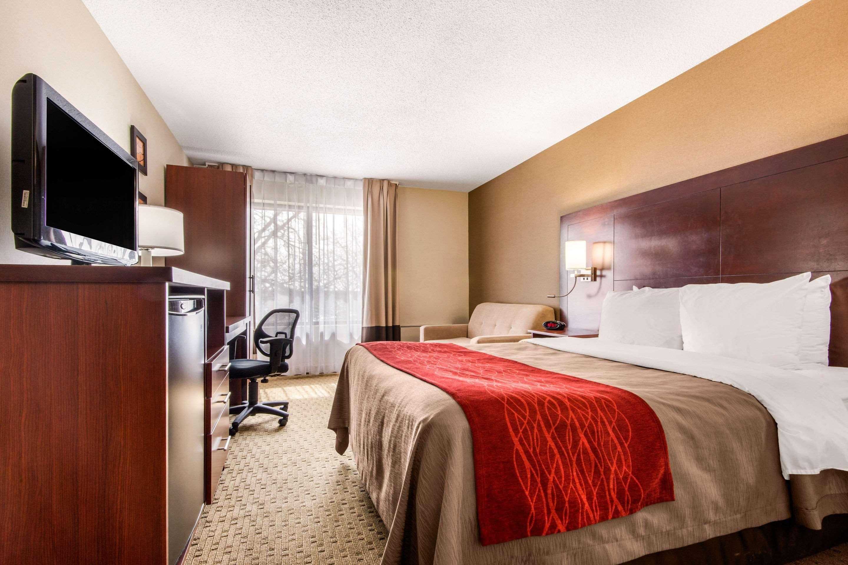 Comfort Inn Airport West Mississauga Extérieur photo