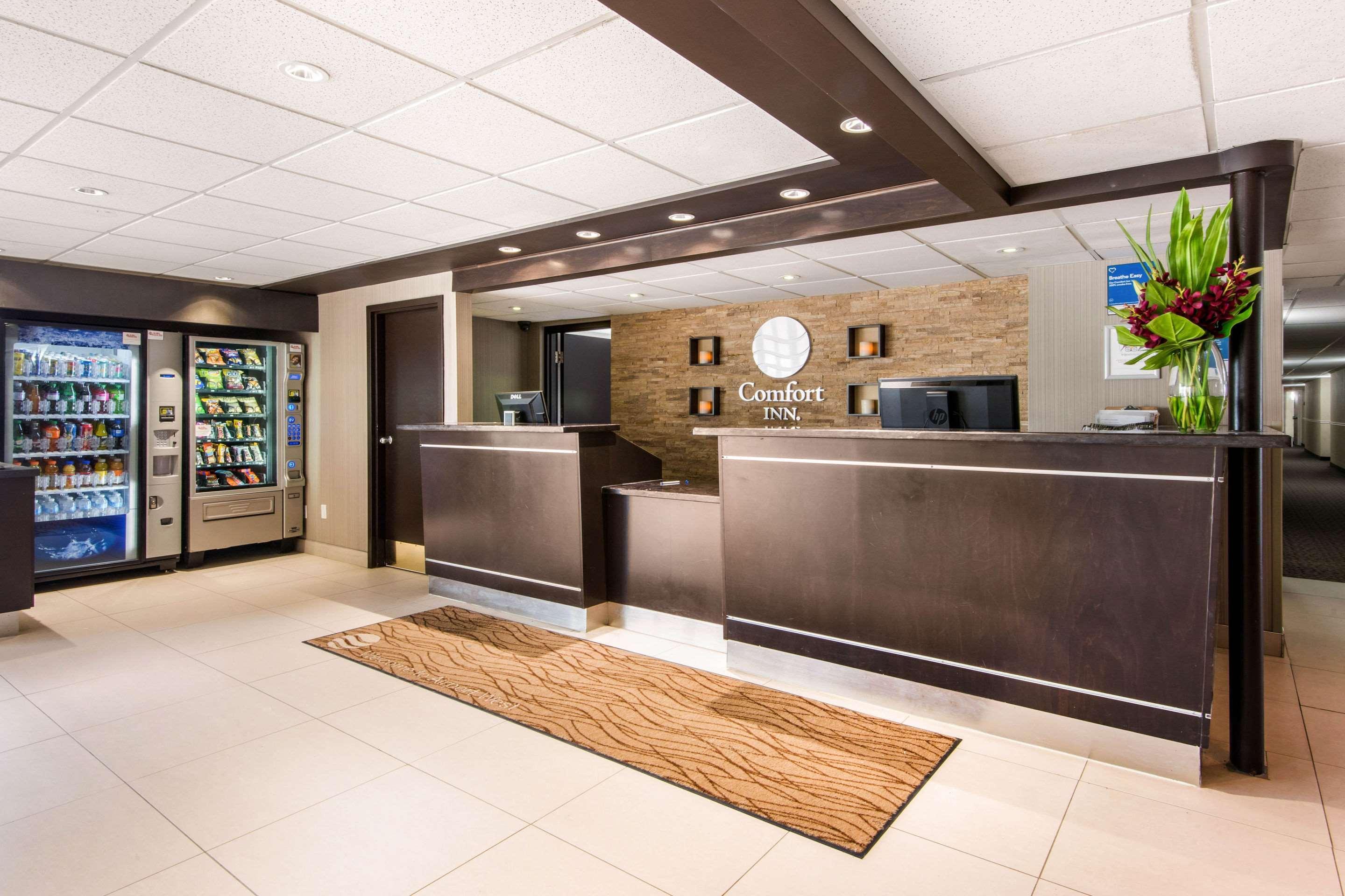 Comfort Inn Airport West Mississauga Extérieur photo